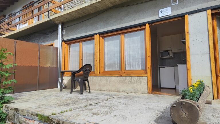 EL PETIT DEL PLA - ENTRADA I TERRASSA